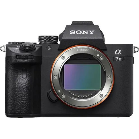 Sony A7 mark III + FE 28-70mm F/3.5-5.6 OSS