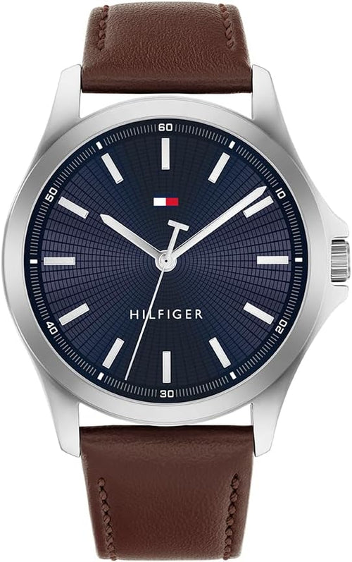 Tommy Hilfiger Reloj con Movimiento de Cuarzo de Tres Manecillas para Hombre con Correa de Acero Inoxidable o de Cuero