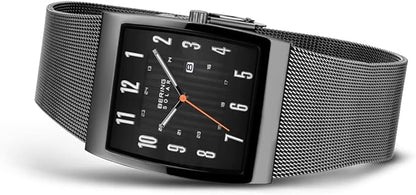 Bering 16433 Reloj Solar para Hombre con Caja de Acero Inoxidable de 33 mm y Esfera, Correa milanesa, Cristal de Zafiro y Resistencia al Agua de 3 ATM