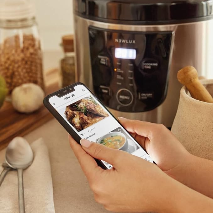 NEWLUX - Robot de Cocina Multifunción 5L SmartChef V50 con Cubeta Antiadherente, Programable hasta 24 Horas, 9 Funciones y 8 Menús automáticos. Mantiene Caliente 24H, Negro